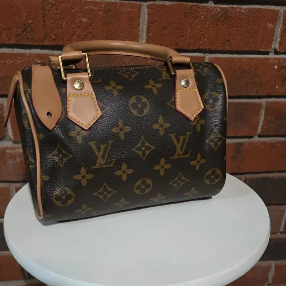 Louis Vuitton Mini Speedy Brown and Tan Monogram Satchel 1990s Excellent - Picture 2 of 15